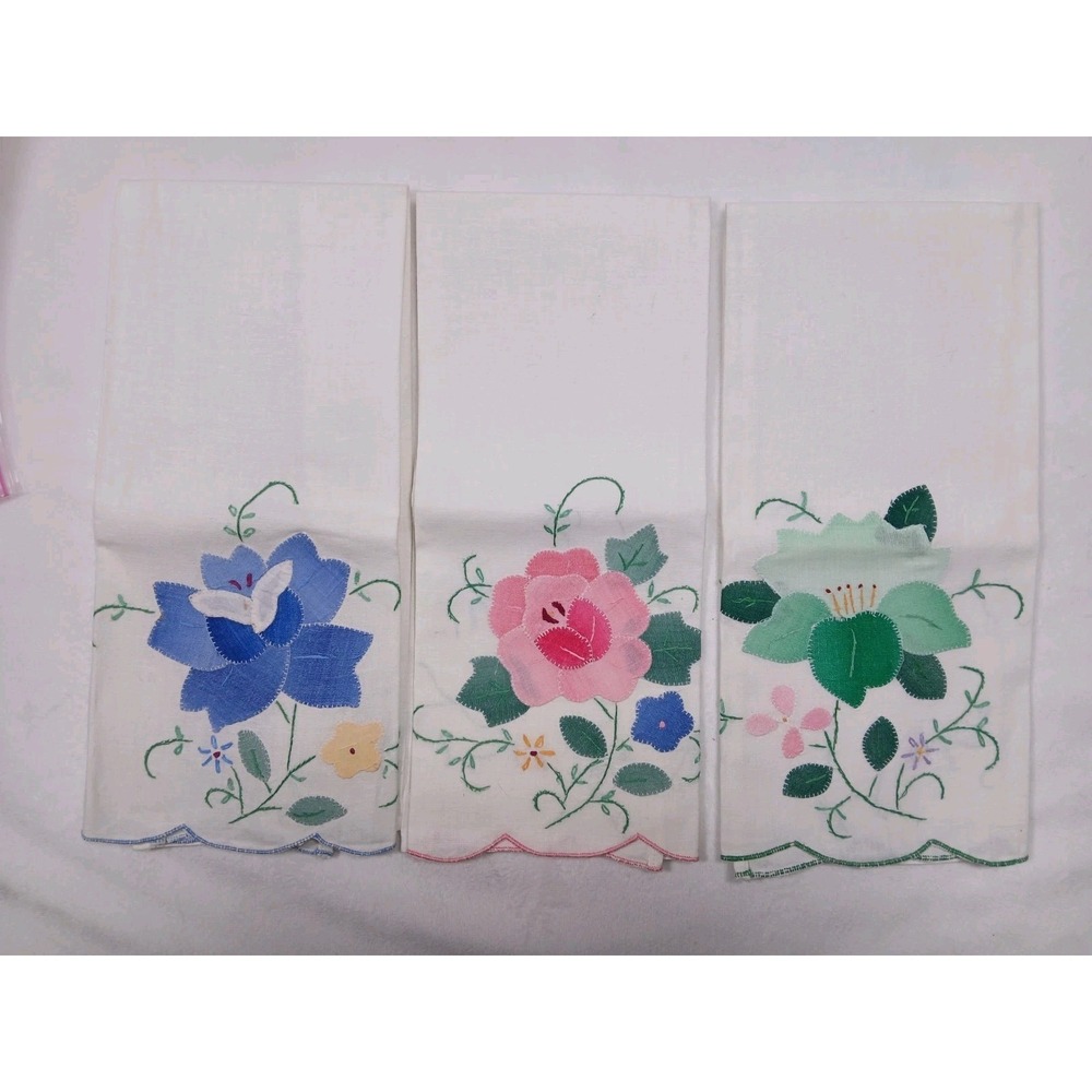 Cotton Peking Handicraft Set of 3 Floral Applique Embroidered Hand Towels